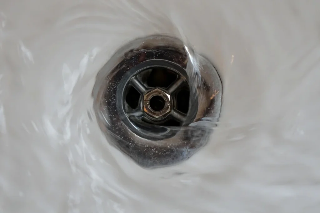 how to drain kitchen sink